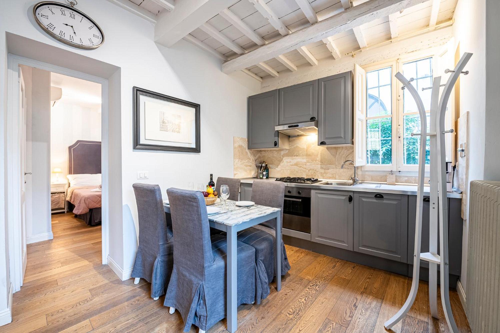 Suite In Pz. Michelangelo: Due Camere Con Due Bagni Florence Exterior photo