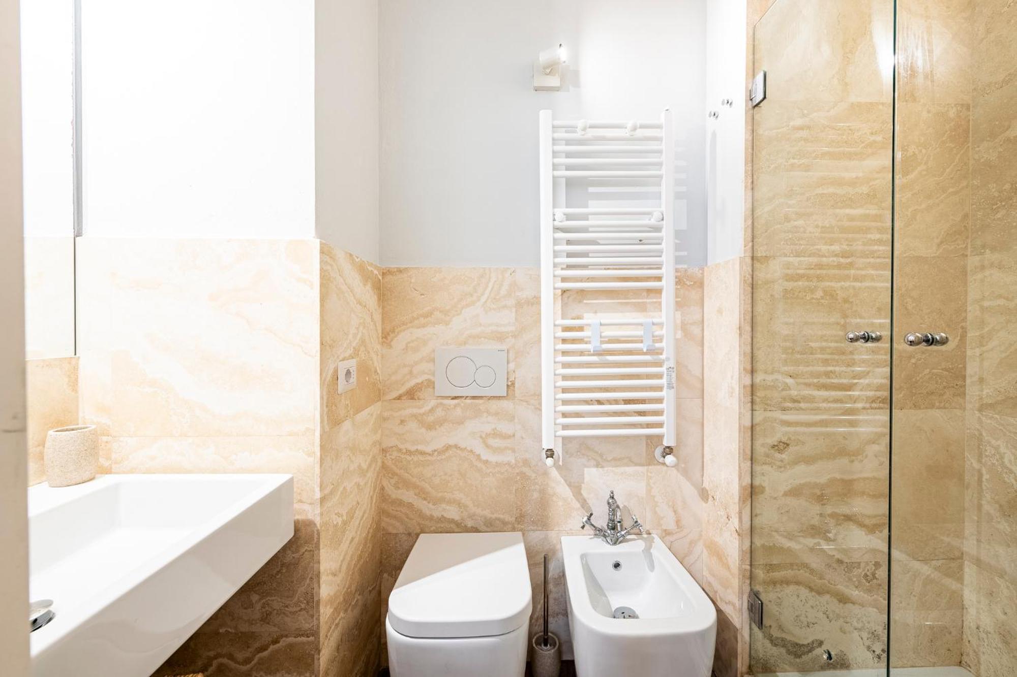 Suite In Pz. Michelangelo: Due Camere Con Due Bagni Florence Exterior photo